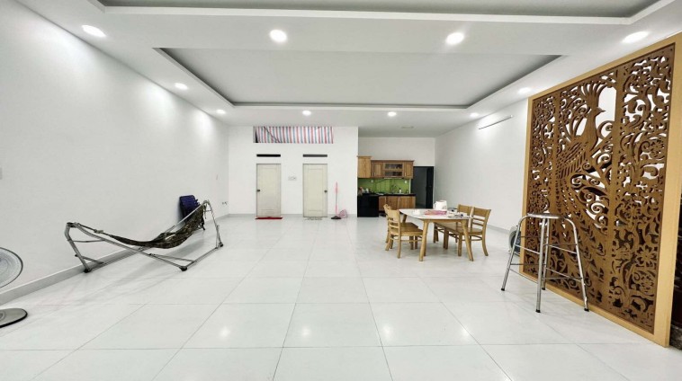 Bán nhà Đường Hoàng Văn Thụ,P9,Phú Nhuận,128m2,Không QH & LG,vài bước ra Ô TÔ.